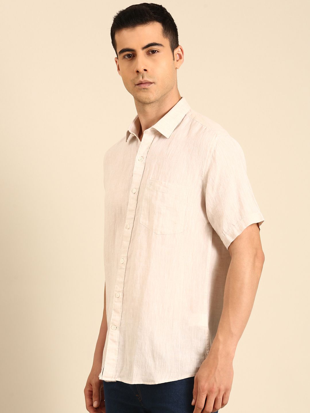 Linen Club Men's  Pure Linen Light Peach Solid Contemporary Fit Half Sleeves Casual Shirt