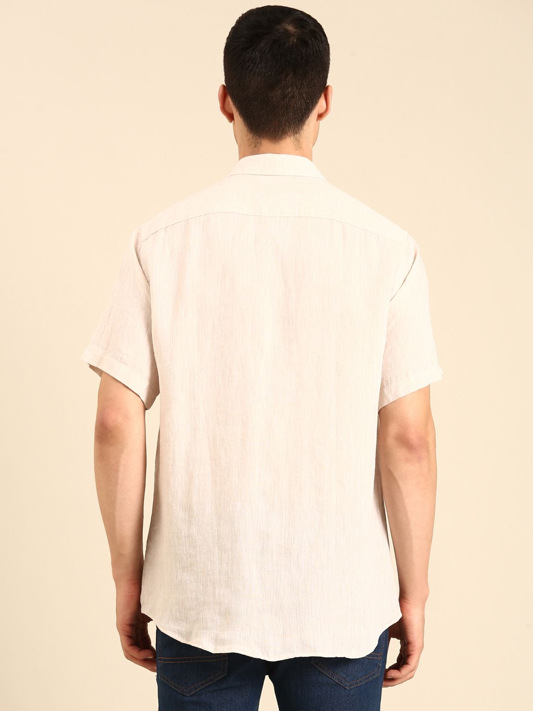 Linen Club Men's  Pure Linen Light Peach Solid Contemporary Fit Half Sleeves Casual Shirt