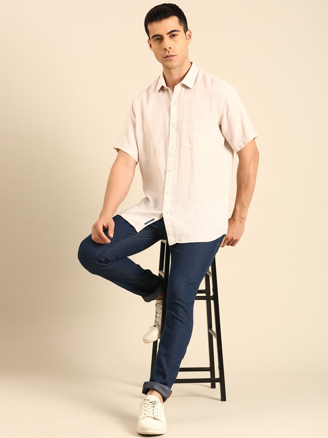 Linen Club Men's  Pure Linen Light Peach Solid Contemporary Fit Half Sleeves Casual Shirt
