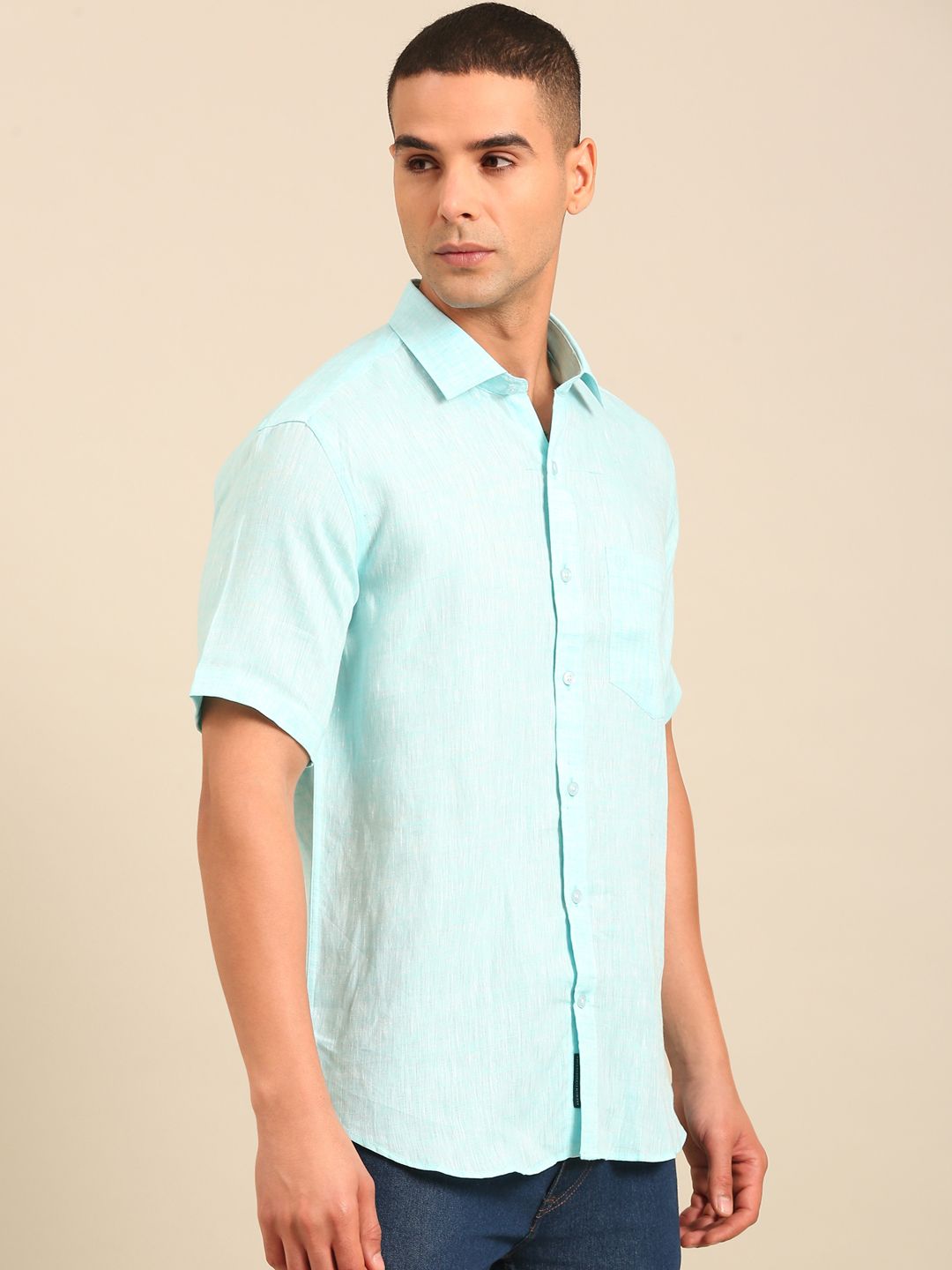 Linen Club Men's  Pure Linen Turquoise Blue Solid Contemporary Fit Half Sleeves Casual Shirt