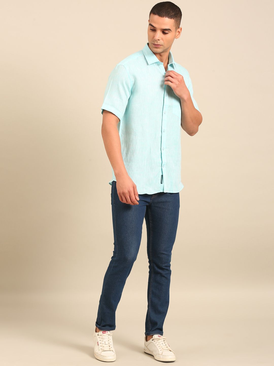 Linen Club Men's  Pure Linen Turquoise Blue Solid Contemporary Fit Half Sleeves Casual Shirt