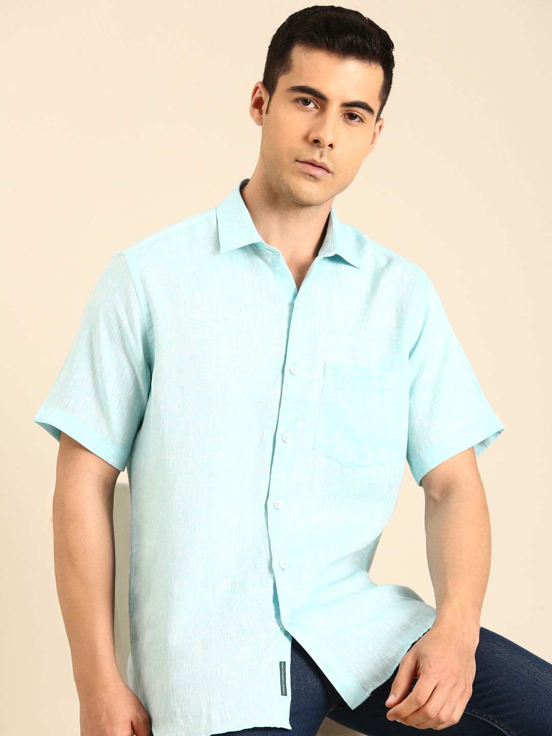 Linen Club Men's  Pure Linen Turquoise Blue Solid Contemporary Fit Half Sleeves Casual Shirt