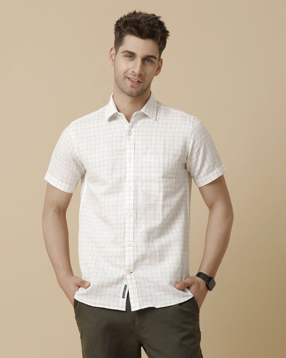 Men's Pure Linen Beige Checked Contemporary Fit Half Sleeve Sleeve Casual Shirt