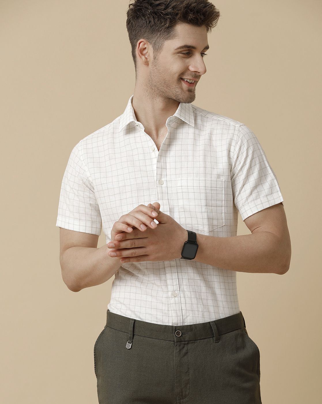 Men's Pure Linen Beige Checked Contemporary Fit Half Sleeve Sleeve Casual Shirt