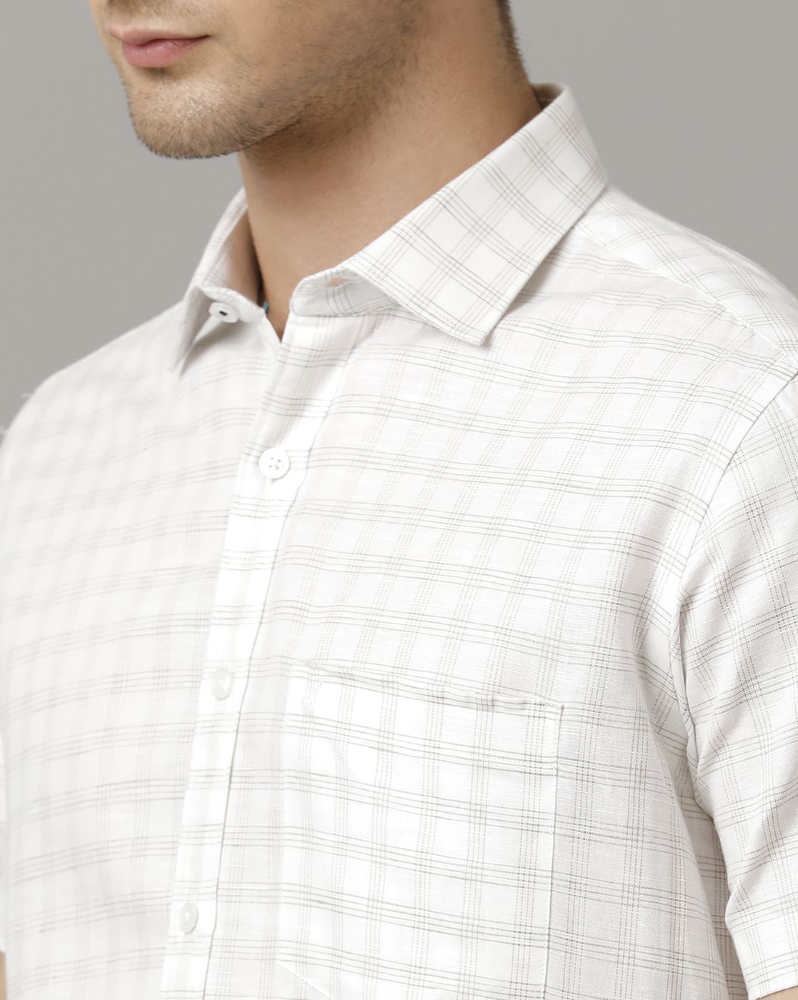 Men's Pure Linen Brown Checked Contemporary Fit Half Sleeve Sleeve Casual Shirt