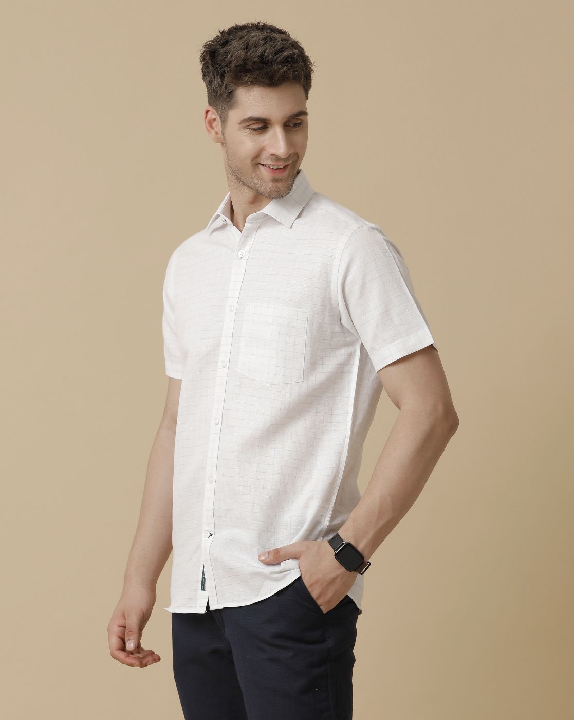 Men's Linen Rich Brown Checked Contemporary Fit Half Sleeve Sleeve Casual Shirt