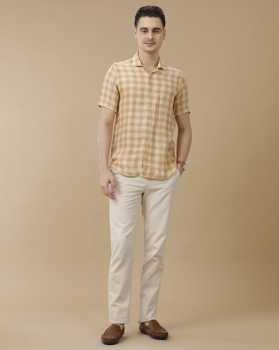 Men's Pure Linen Brown Checked Contemporary Fit Half Sleeve Casual Shirt