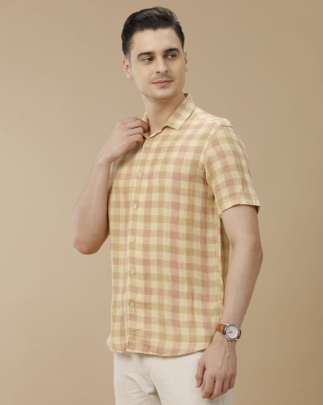Men's Pure Linen Brown Checked Contemporary Fit Half Sleeve Casual Shirt