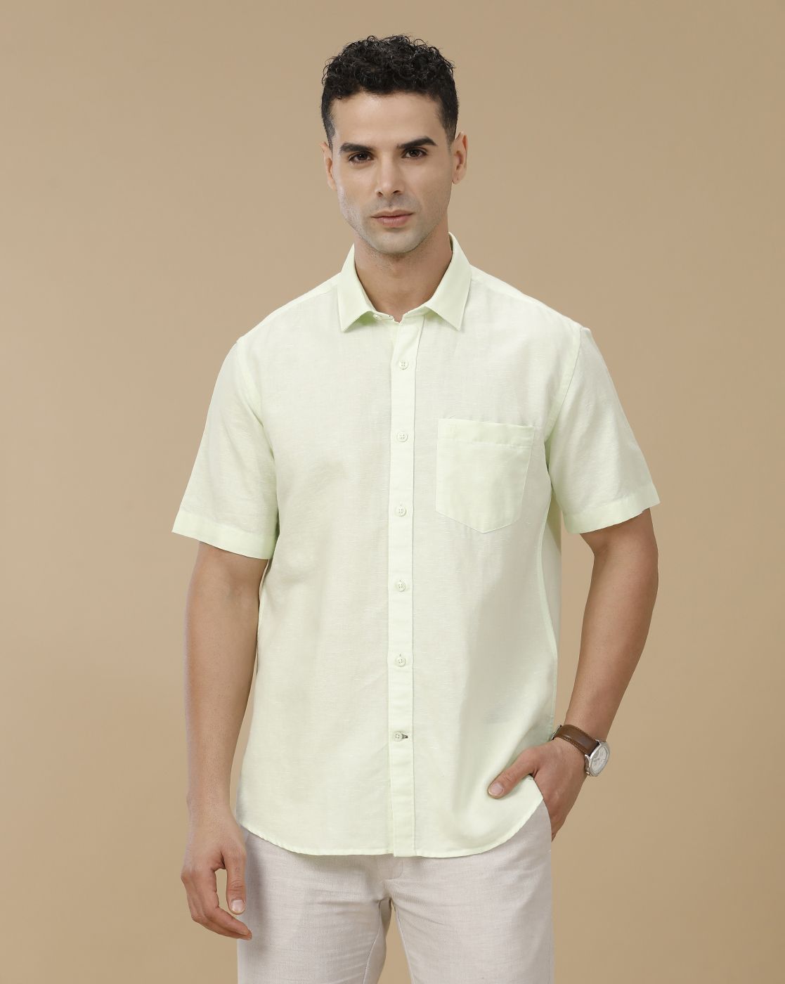 Linen Club Men's Linen Rich Green Solid Contemporary Fit Full Sleeve Casual Shirt