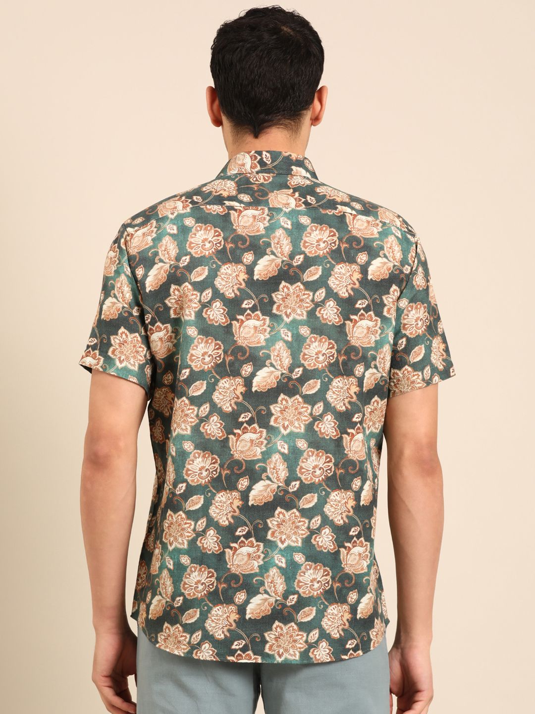 Linen Club Men's Linen Rich Green Printed Contemporary Fit Half Sleeve Casual Shirt