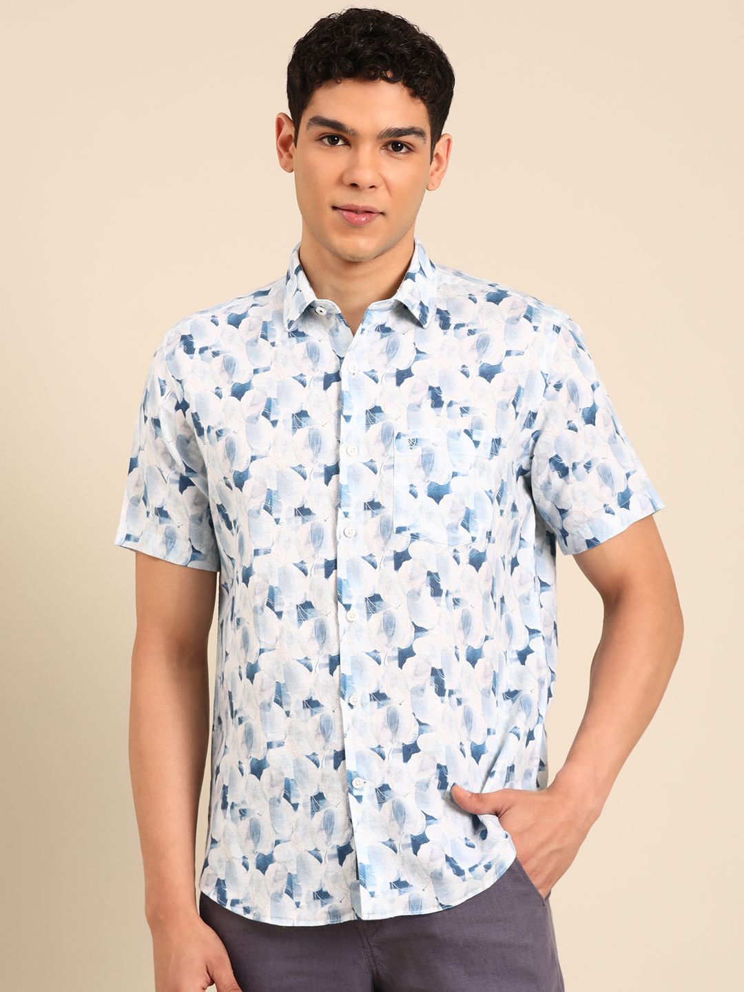 Linen Club Men's Linen Rich White Printed Contemporary Fit Half Sleeve Casual Shirt
