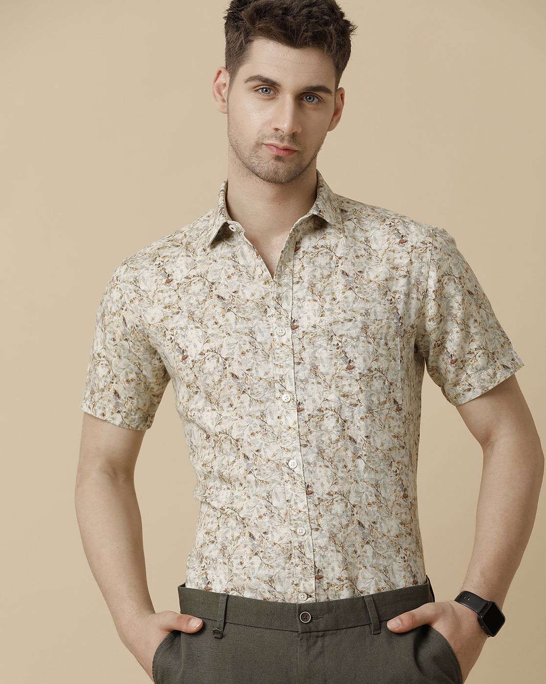 Men's Linen Rich Multicolor Printed Contemporary Fit Half Sleeve Sleeve Casual Shirt