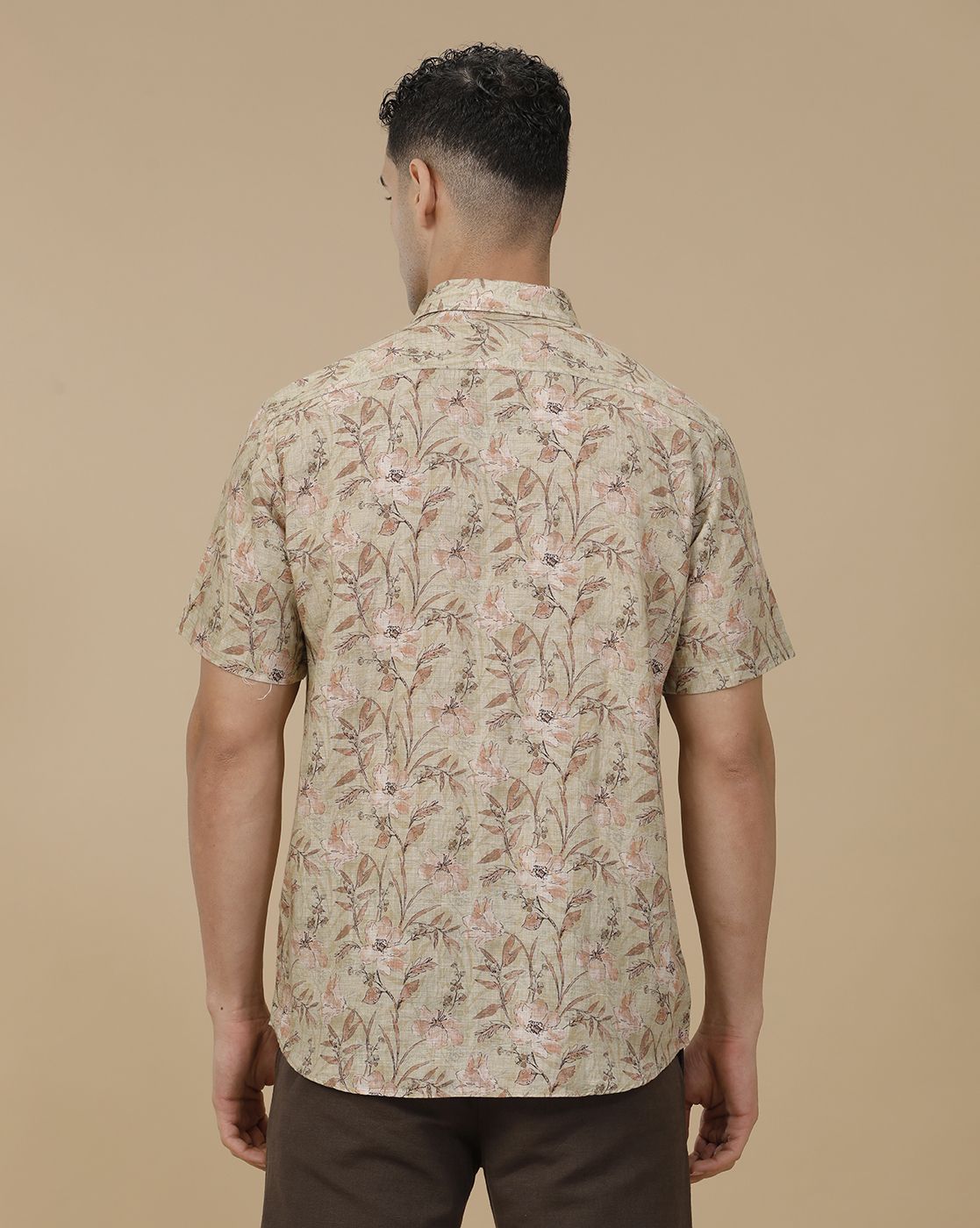 Linen Club Men's Linen Rich Green Printed Contemporary Fit Full Sleeve Casual Shirt