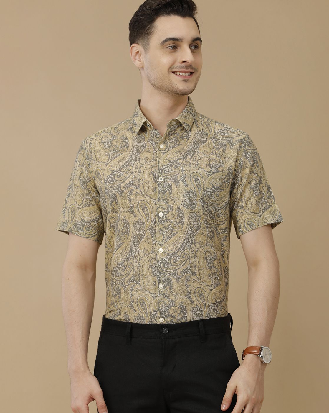 Men's Linen Rich Green Printed Contemporary Fit Half Sleeve Casual Shirt