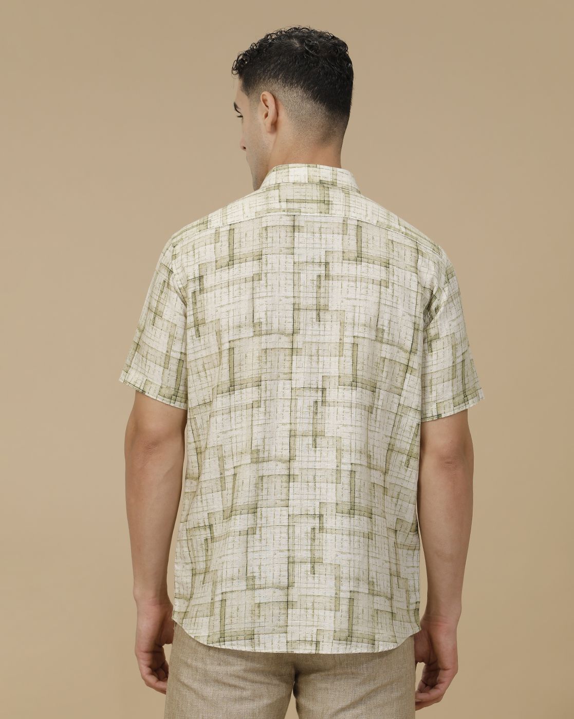 Linen Club Men's Linen Rich Green Printed Contemporary Fit Full Sleeve Casual Shirt