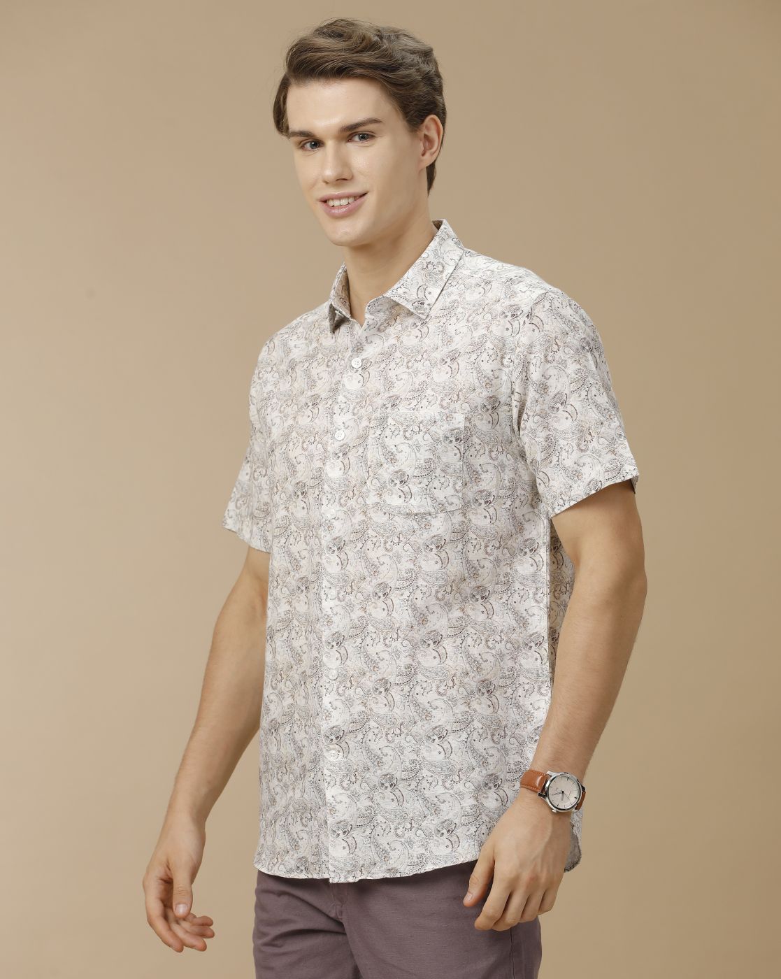 Men's Linen Rich Green Printed Contemporary Fit Half Sleeve Casual Shirt