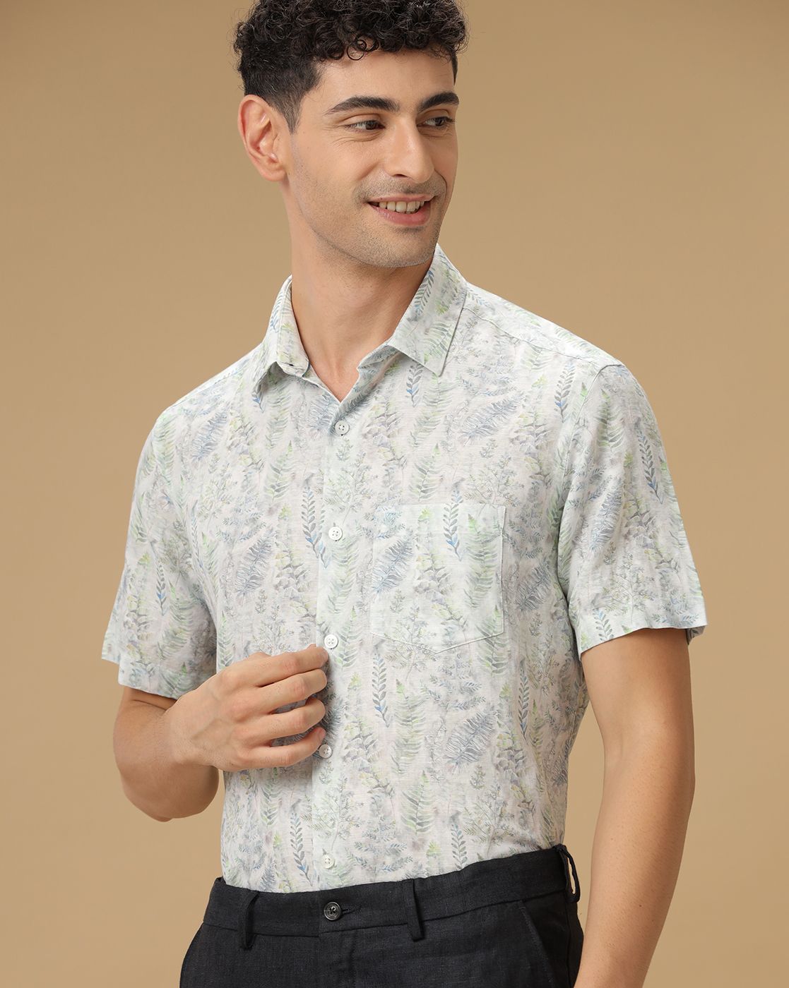 Men's Linen Rich Grey Printed Contemporary Fit Half Sleeve Casual Shirt