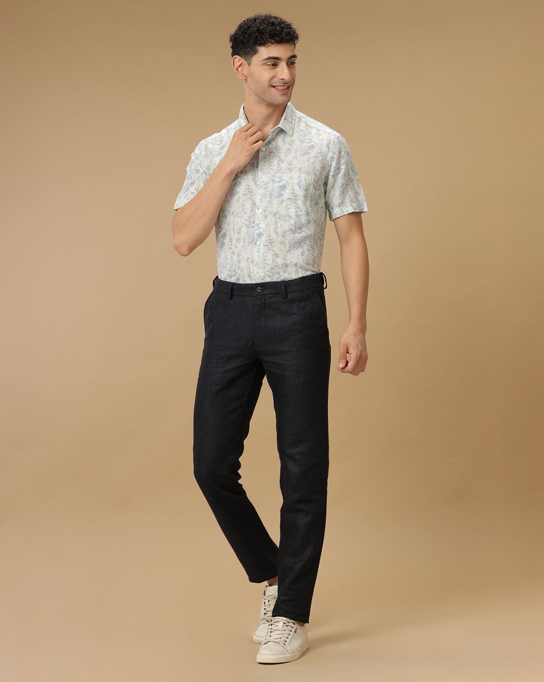 Men's Linen Rich Grey Printed Contemporary Fit Half Sleeve Casual Shirt