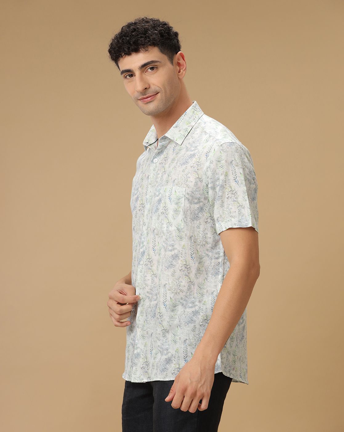 Men's Linen Rich Grey Printed Contemporary Fit Half Sleeve Casual Shirt