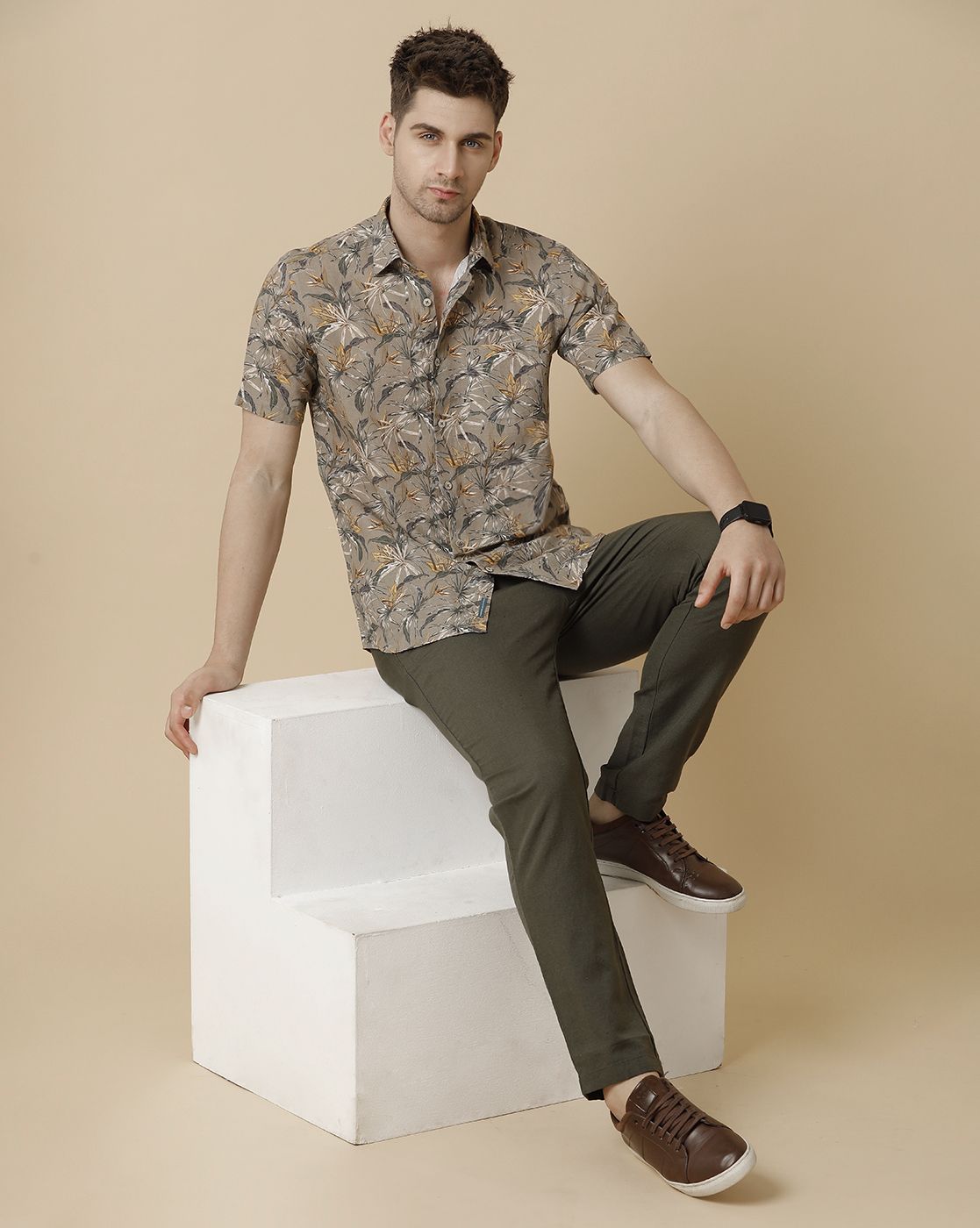 Men's Linen Rich Multicolor Printed Contemporary Fit Half Sleeve Casual Shirt