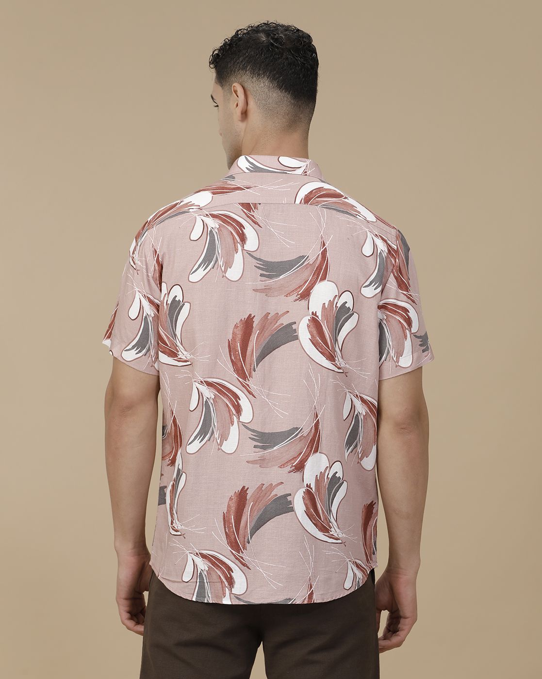 Linen Club Men's Linen Rich Pink Printed Contemporary Fit Full Sleeve Casual Shirt