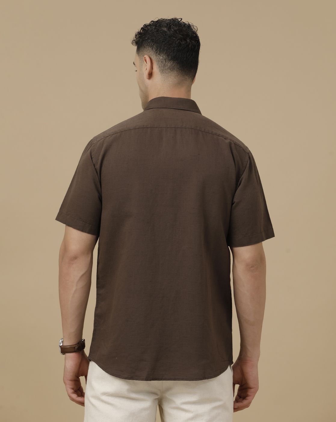 Linen Club Men's Linen Rich Brown Solid Contemporary Fit Full Sleeve Casual Shirt