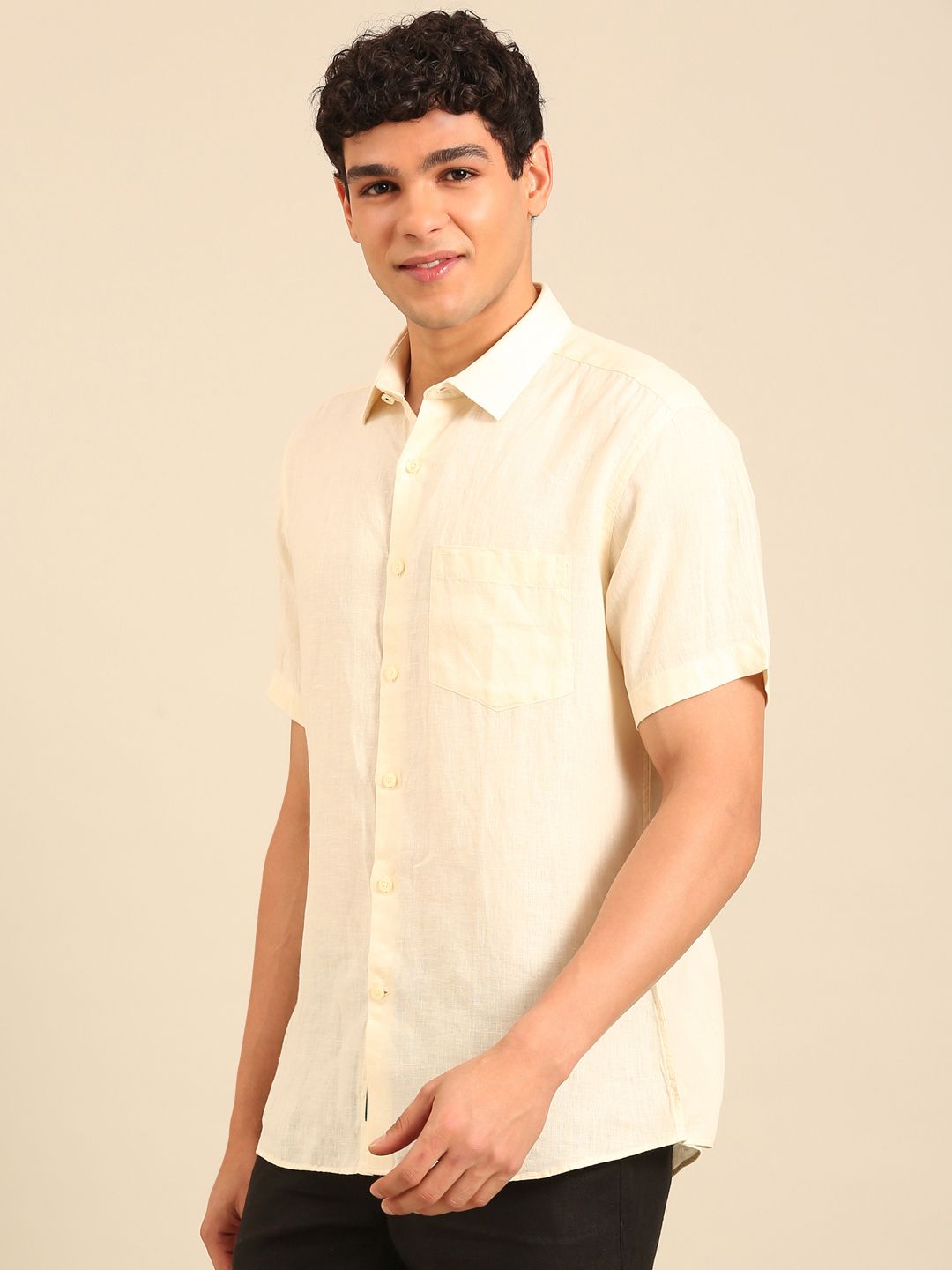 Linen Club Men's Contemporary Fit Pure Linen Half Sleeve Solid Shirt LCSHSD901D052