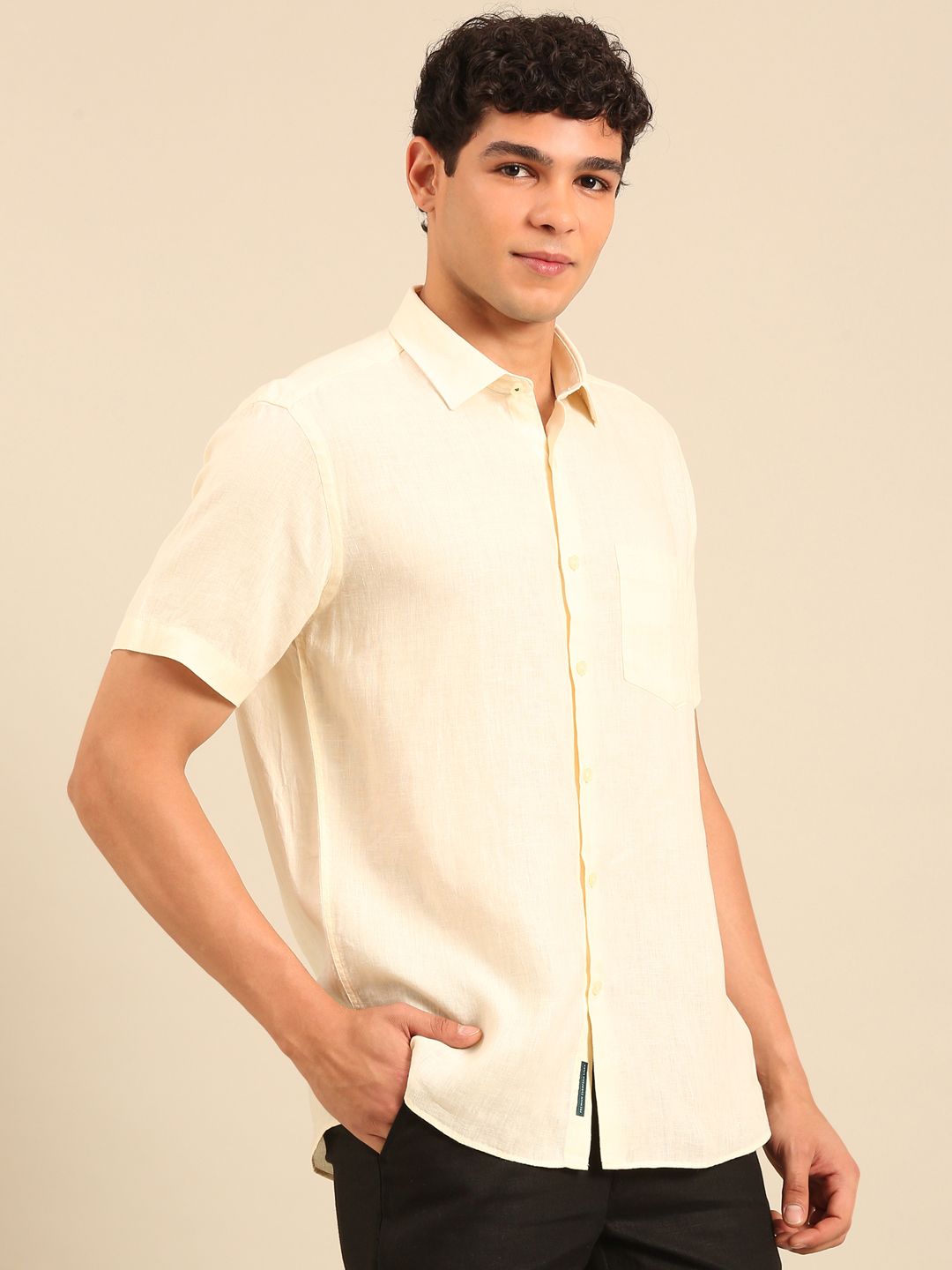 Linen Club Men's Contemporary Fit Pure Linen Half Sleeve Solid Shirt LCSHSD901D052
