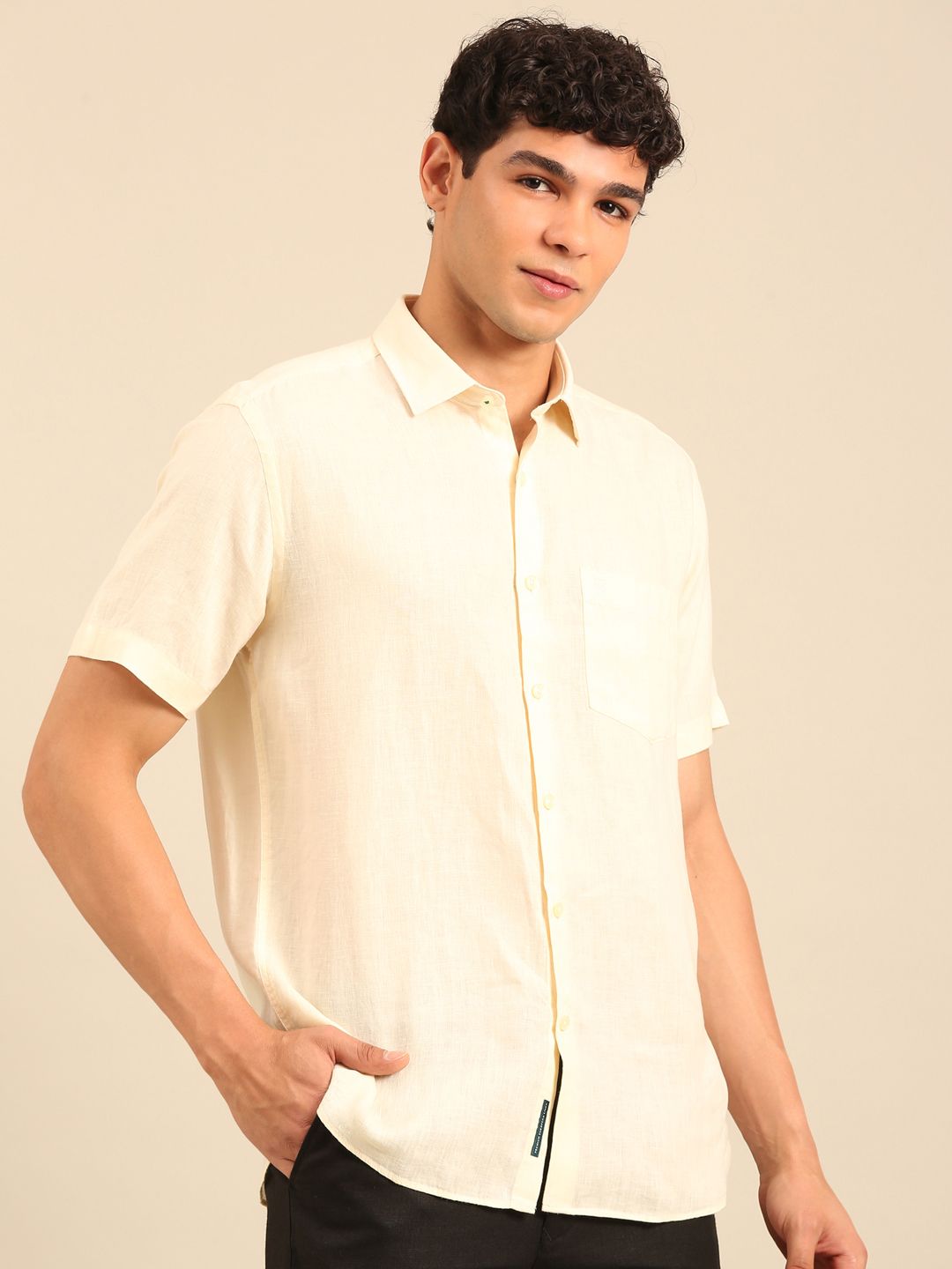Linen Club Men's Contemporary Fit Pure Linen Half Sleeve Solid Shirt LCSHSD901D052