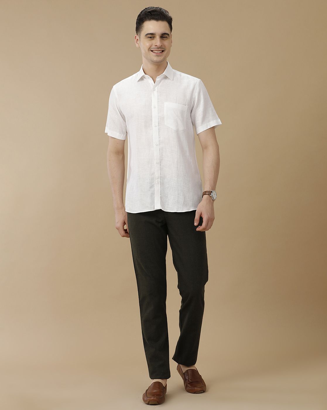 Men's Pure Linen White Solid Contemporary Fit Half Sleeve Casual Shirt