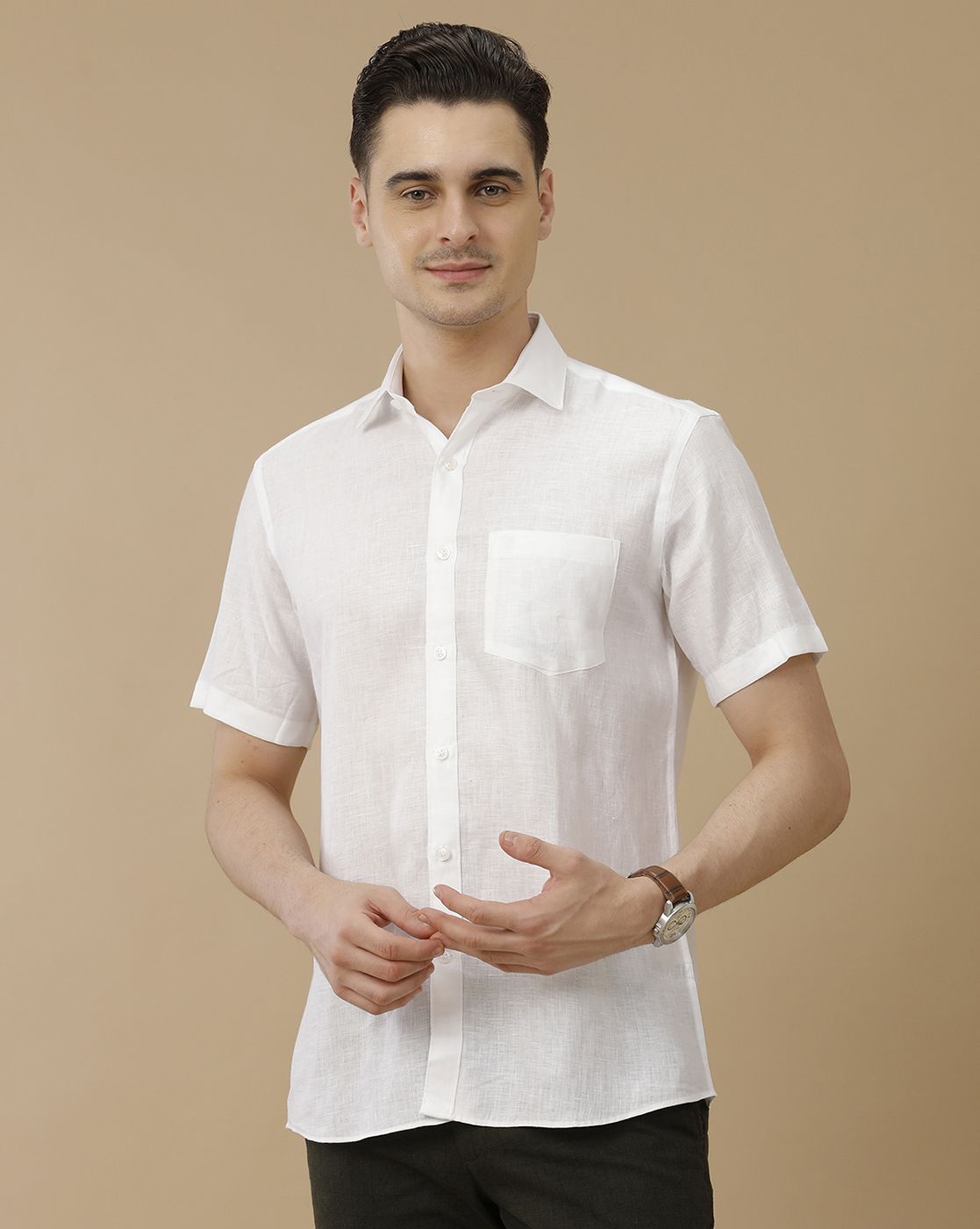 Men's Pure Linen White Solid Contemporary Fit Half Sleeve Casual Shirt