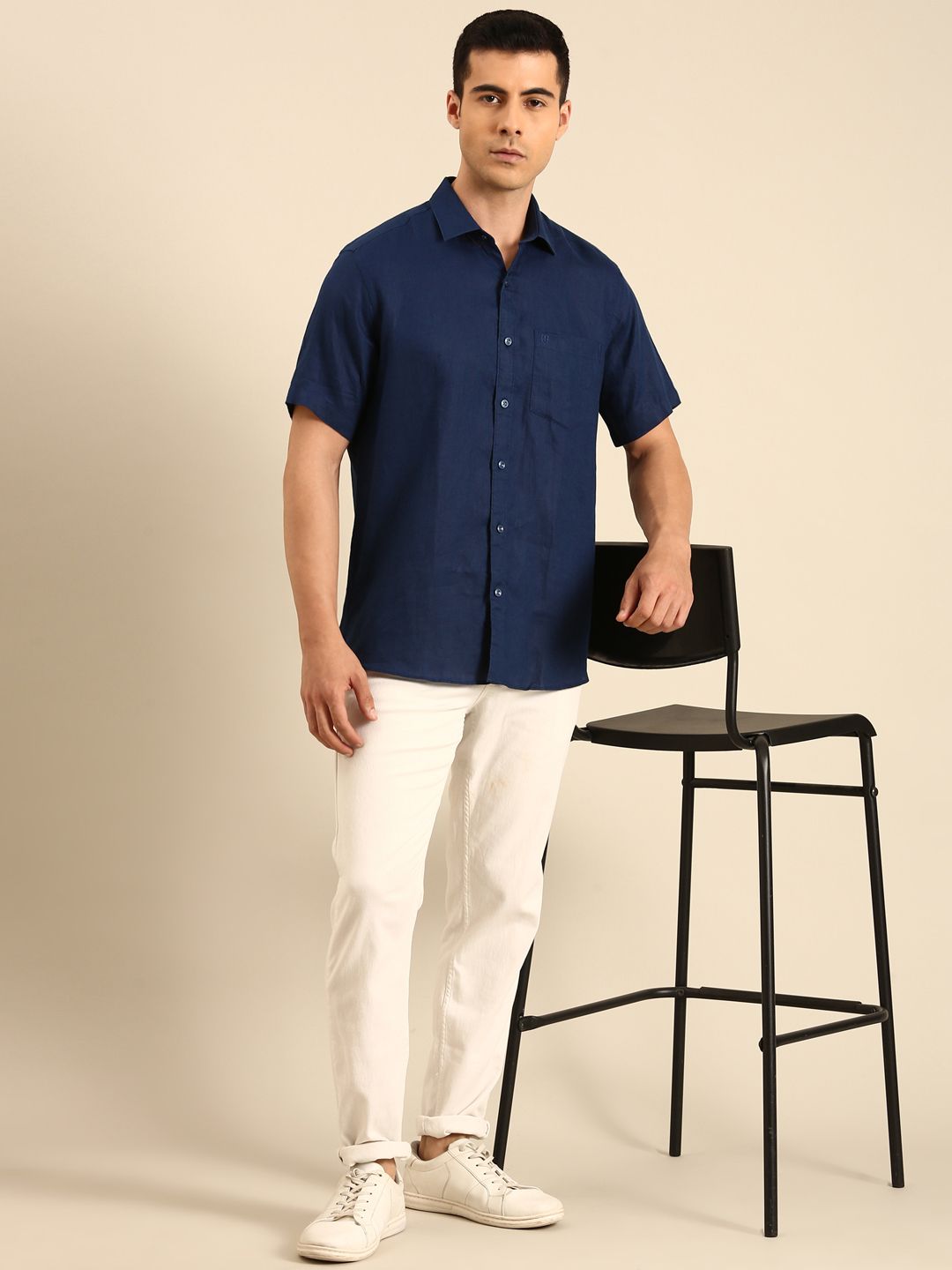 Linen Club Men's  Pure Linen Navy Blue Solid Contemporary Fit Half Sleeves Casual Shirt