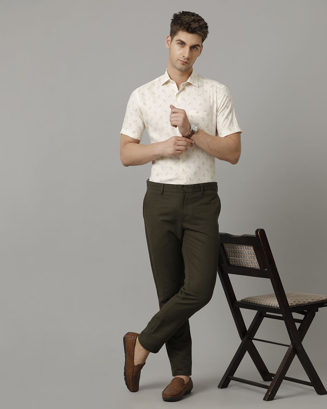 Men's Pure Linen Beige Printed Contemporary Fit Half Sleeve Sleeve Casual Shirt