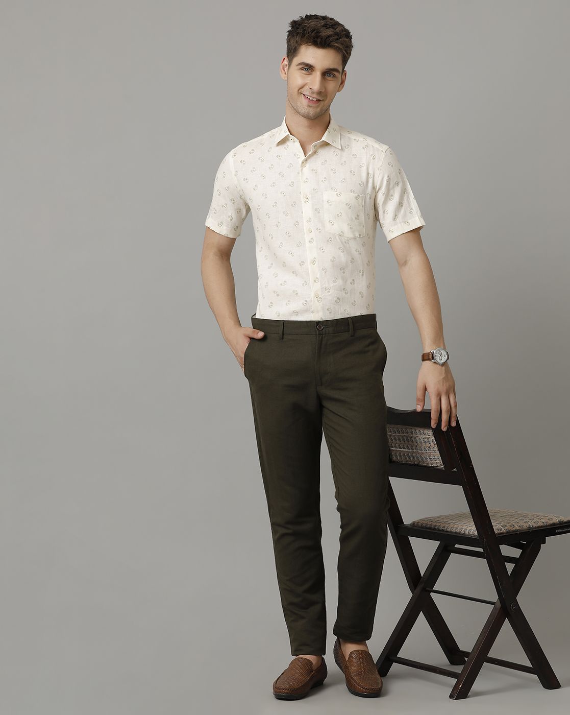 Men's Pure Linen Beige Printed Contemporary Fit Half Sleeve Sleeve Casual Shirt