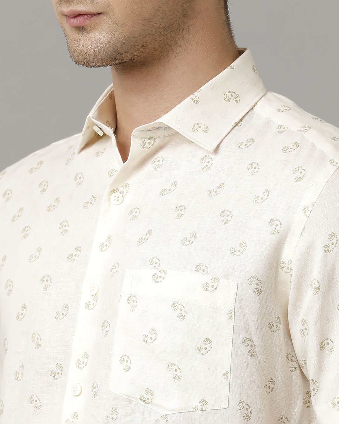 Men's Pure Linen Beige Printed Contemporary Fit Half Sleeve Sleeve Casual Shirt