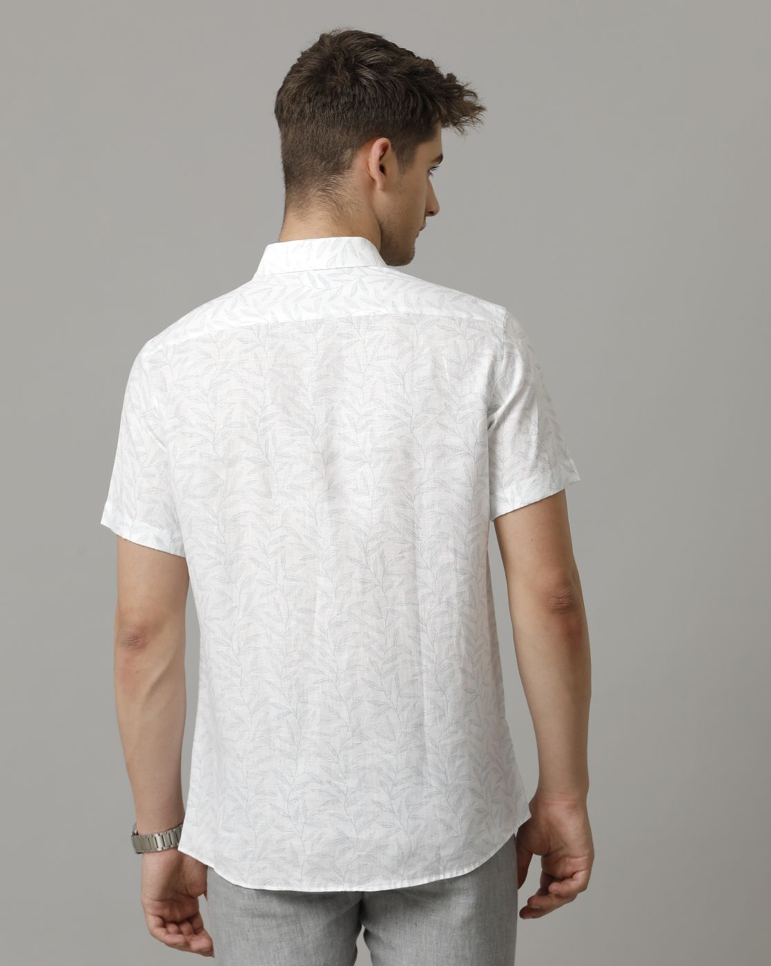 Men's Pure Linen White Printed Contemporary Fit Half Sleeve Sleeve Casual Shirt