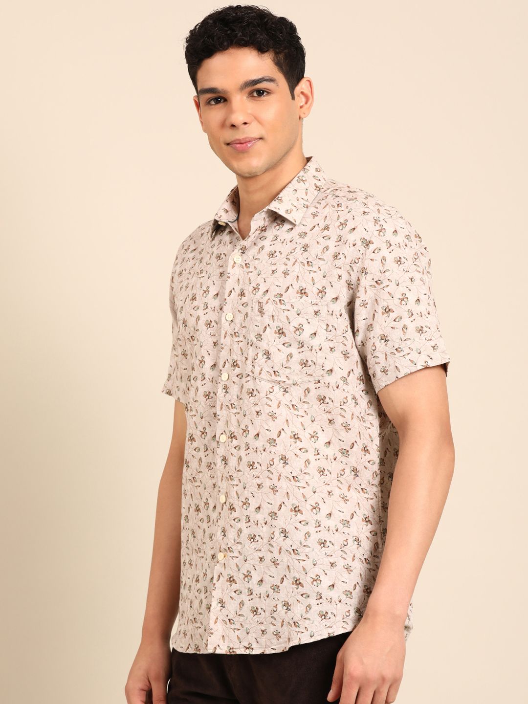 Linen Club Men's Linen Rich Brown Printed Contemporary Fit Half Sleeve Casual Shirt
