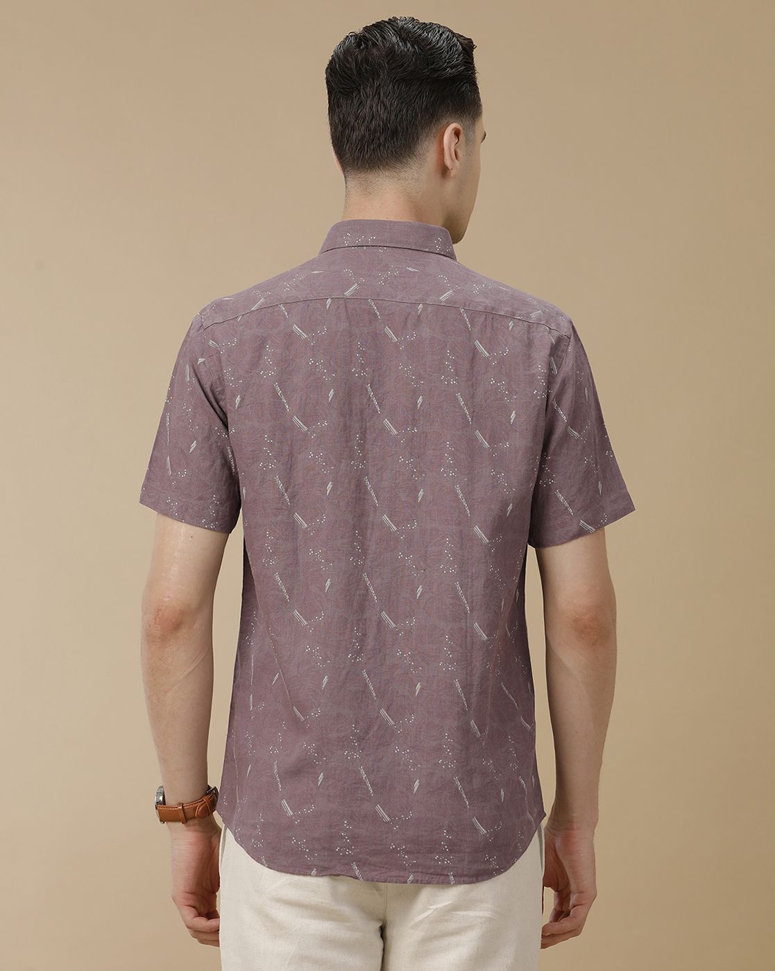 Men's Pure Linen Purple Printed Contemporary Fit Half Sleeve Casual Shirt