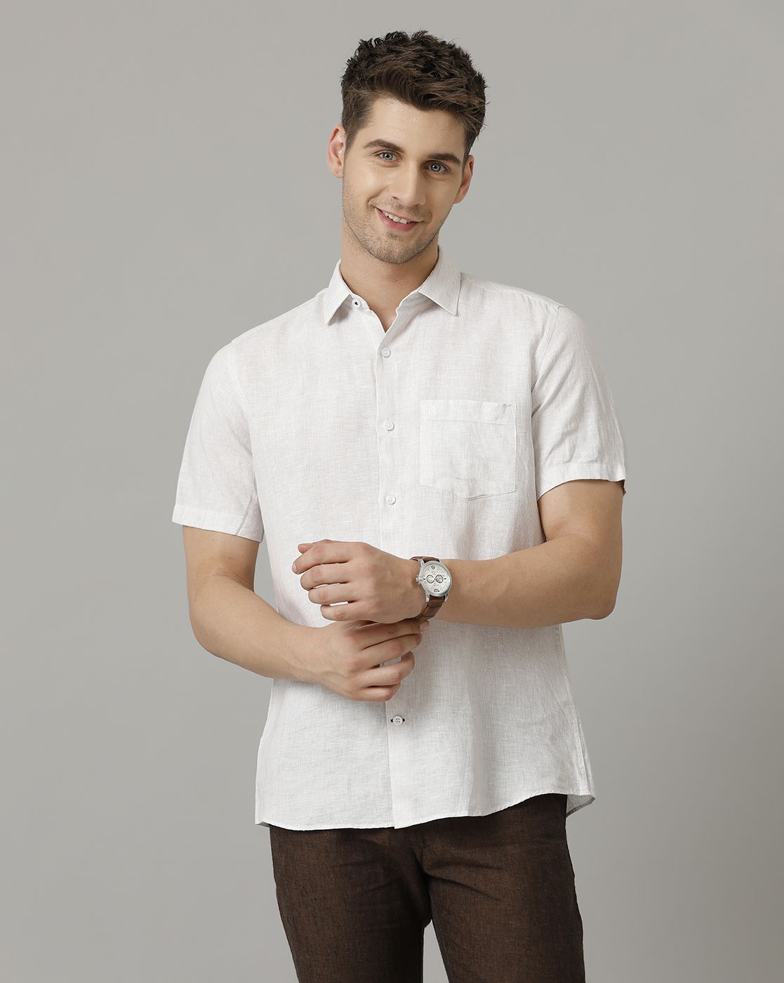 Men's Pure Linen Beige Striped Contemporary Fit Half Sleeve Sleeve Casual Shirt