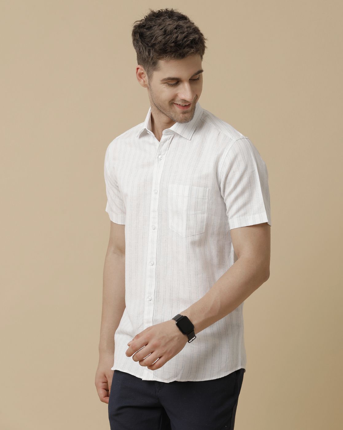 Men's Pure Linen Blue Striped Contemporary Fit Half Sleeve Sleeve Casual Shirt