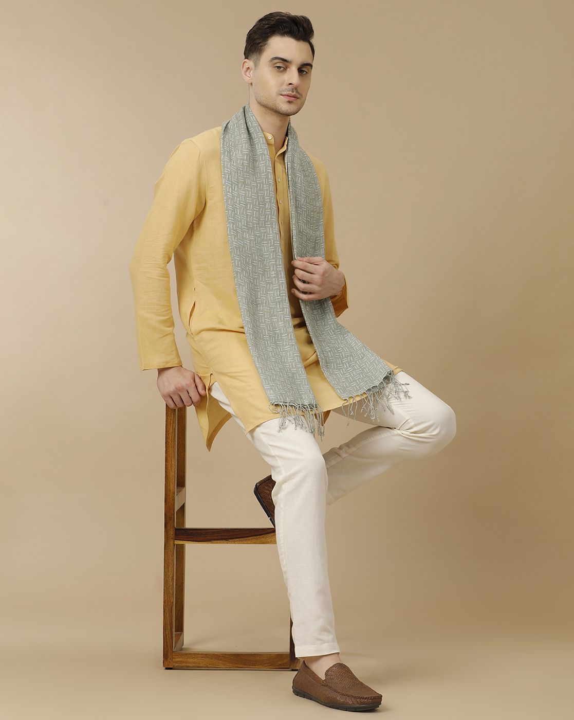 Unisex Green Printed Linen Stole