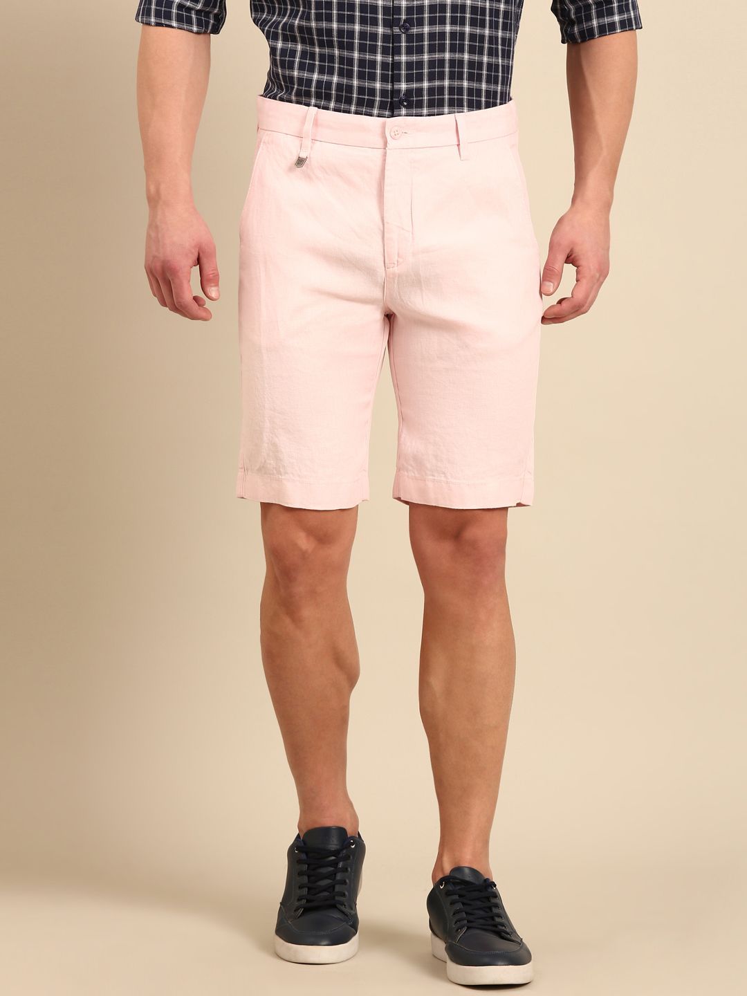 Linen Club Men's Pure Linen Pink Solid Contemporary Fit Casual Shorts