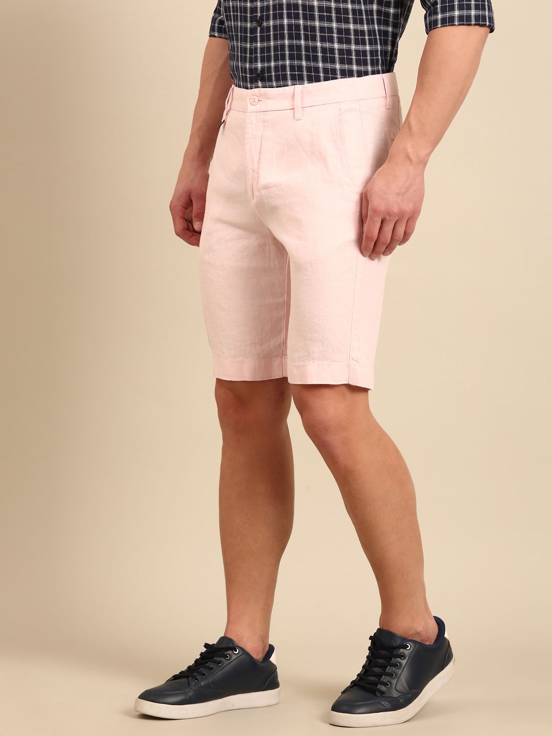 Linen Club Men's Pure Linen Pink Solid Contemporary Fit Casual Shorts
