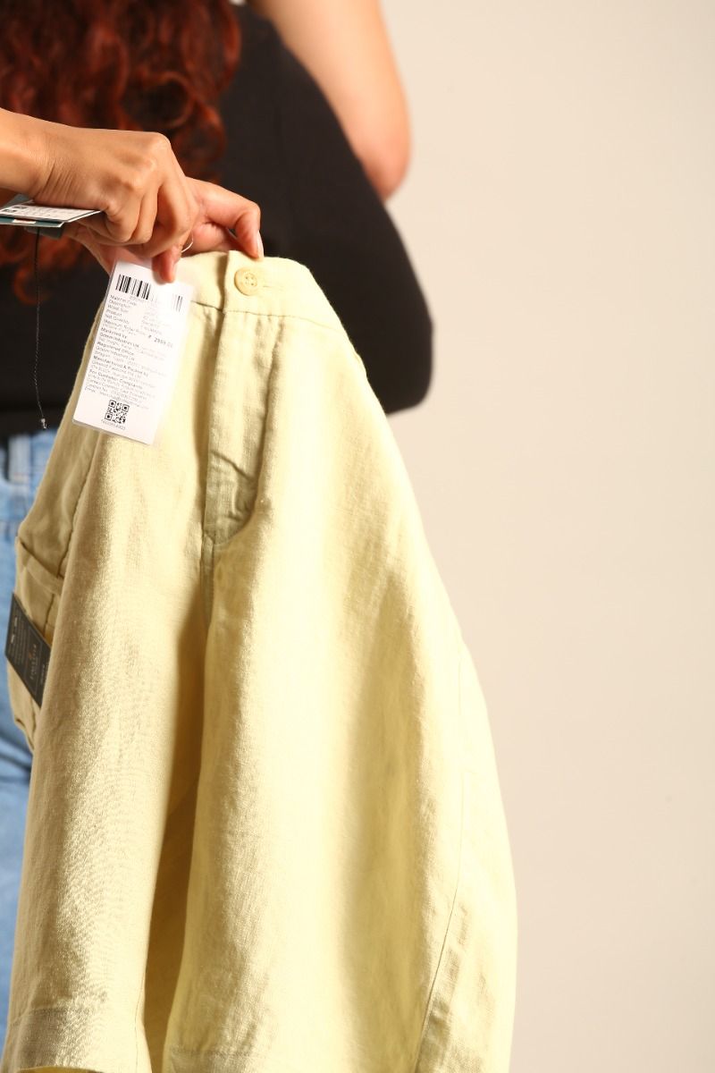 Linen Club Men's Linen Pale Yellow Solid Contemporary Fit Casual Shorts Linen Club Men's Linen Pale Yellow Solid Contemporary Fit Casual Shorts