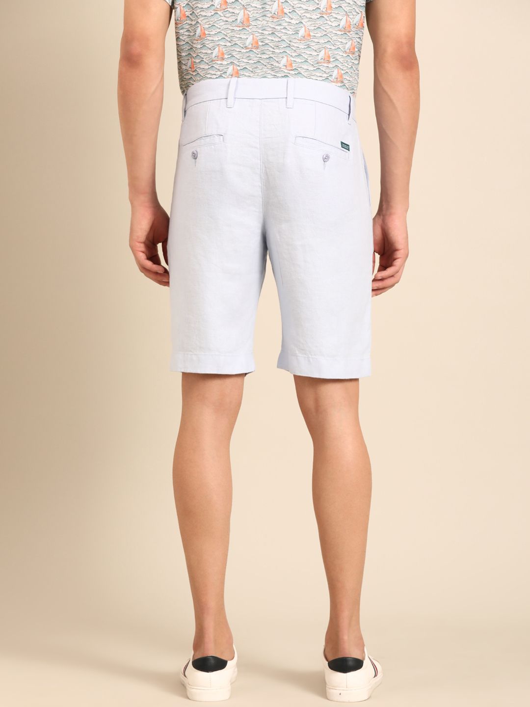 Linen Club Men's Pure Linen Light Blue Solid Contemporary Fit Casual Shorts