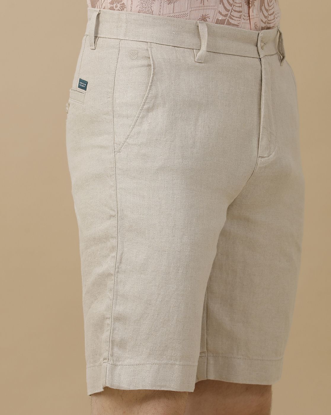 Mens Linen Beige Solid Contemporary Fit Casual Shorts