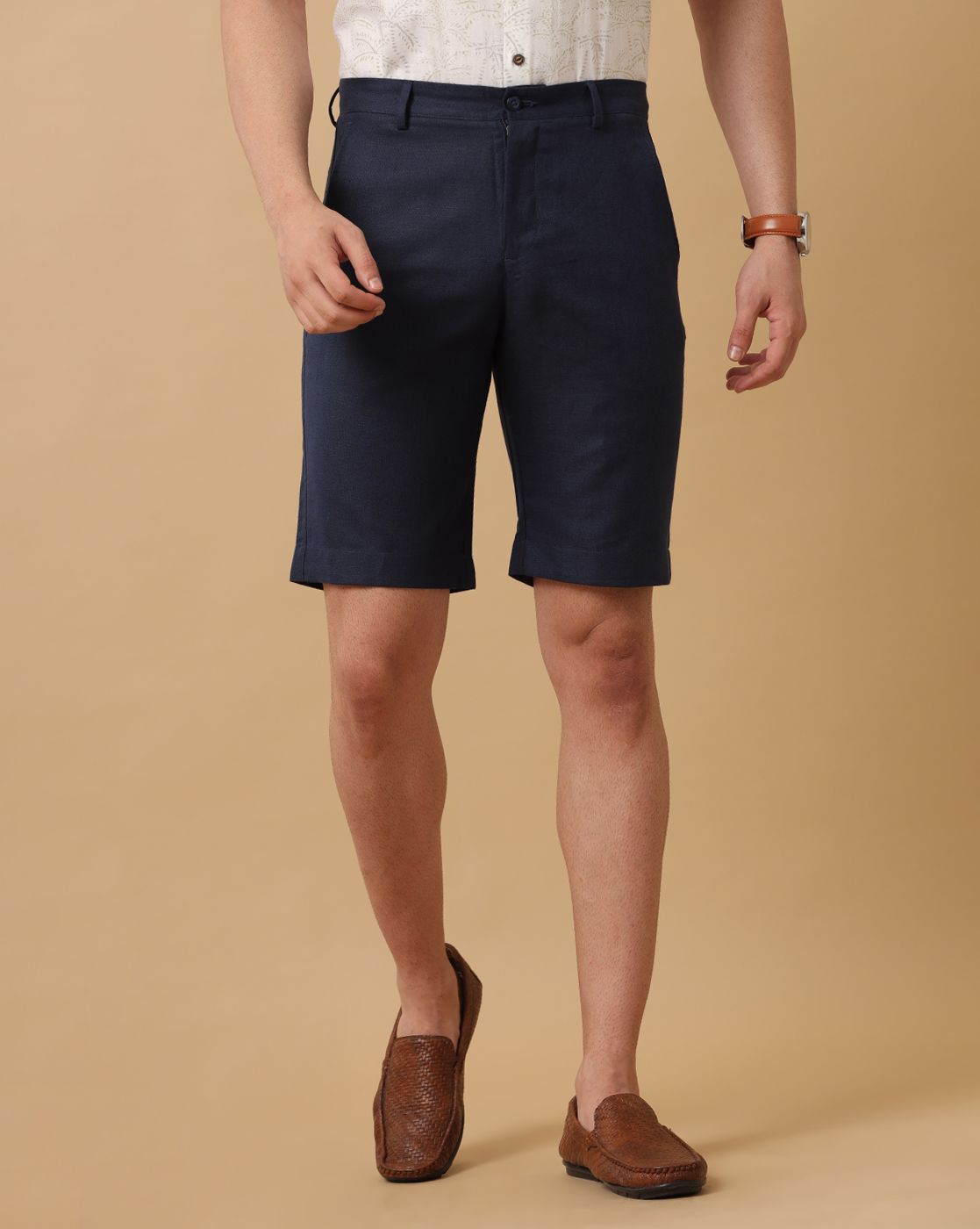 Mens Linen Blue Solid Contemporary Fit Casual Shorts