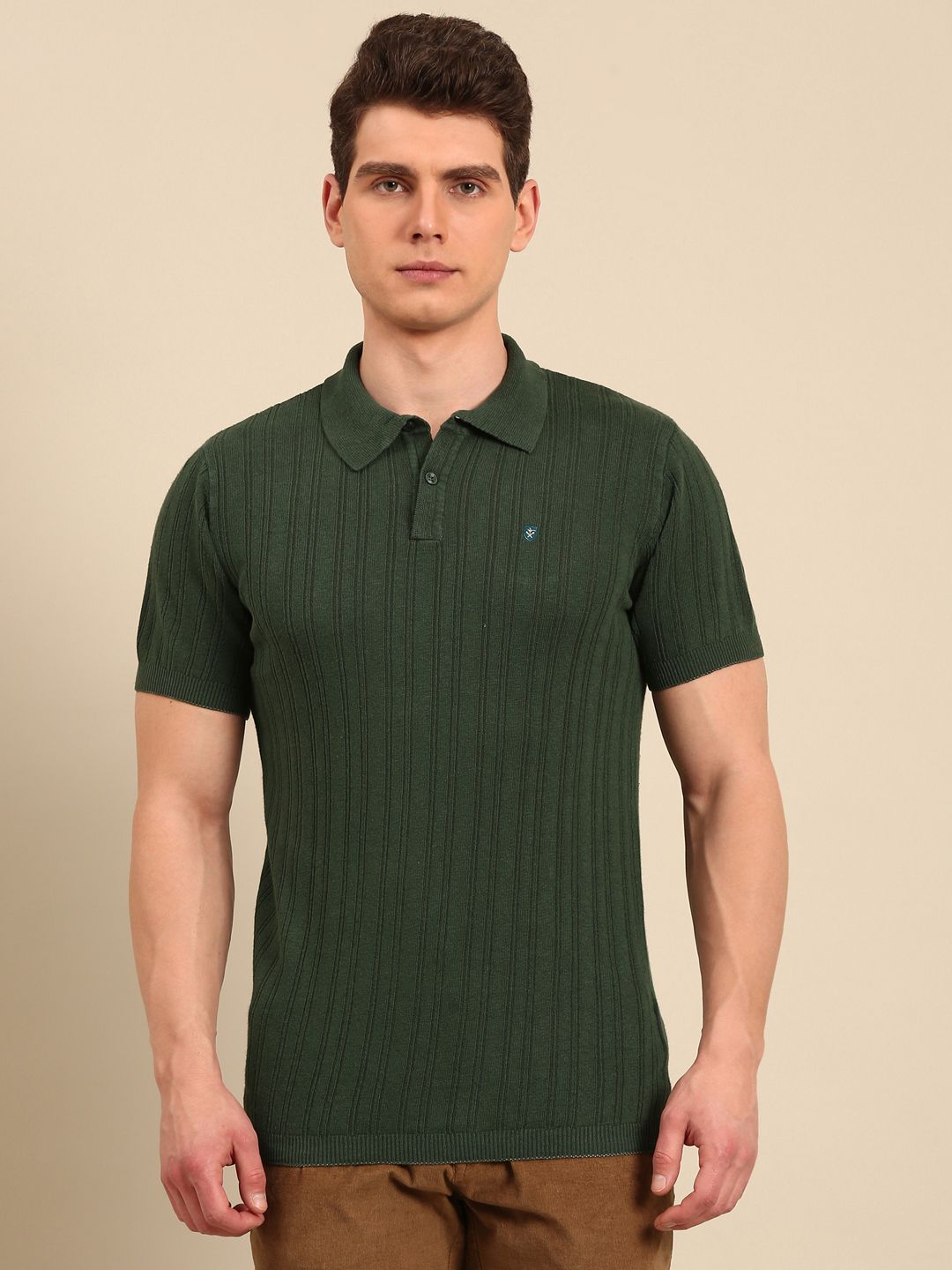 Linen Club Men's Linen Rich Green Solid Contemporary Fit Half Sleeve Polo Neck T-Shirts