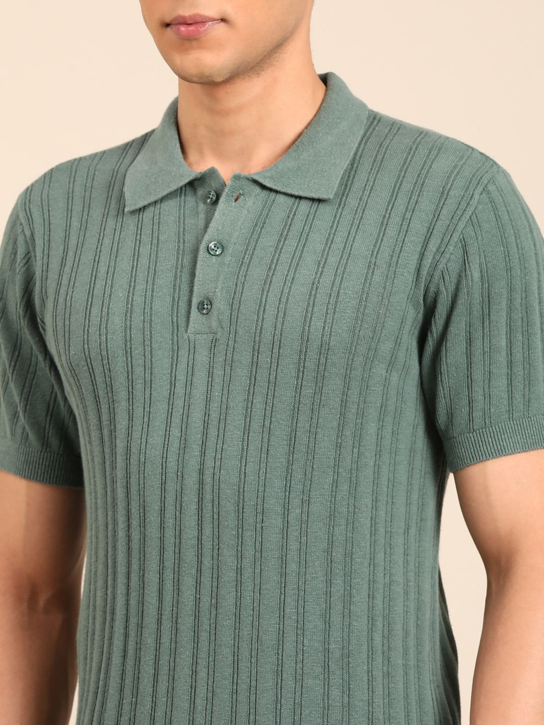 Linen Club Men's Linen Rich Green Solid Contemporary Fit Half Sleeve Polo Neck T-shirts