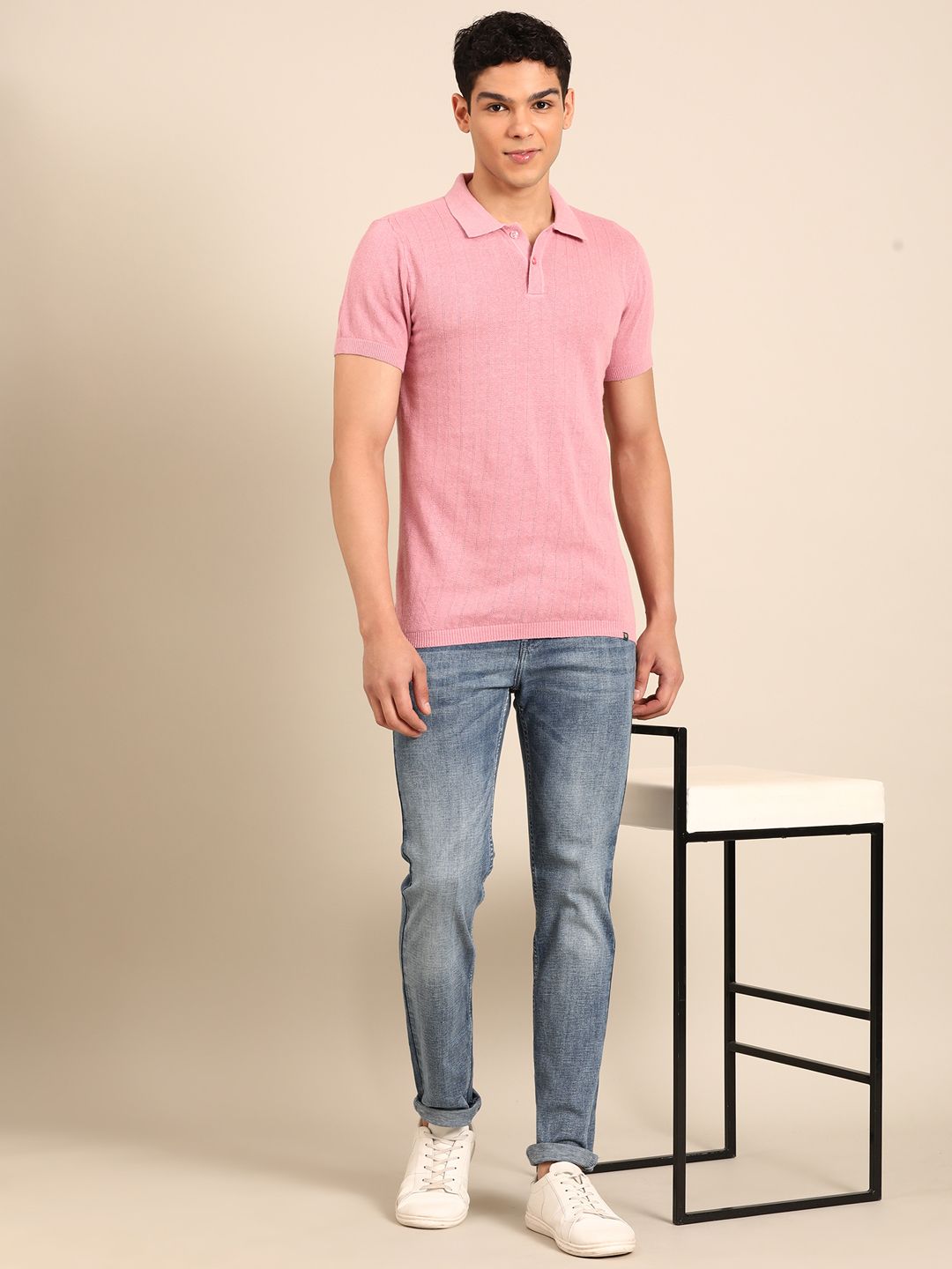 Linen Club Men's Linen Rich Pink Solid Contemporary Fit Half Sleeve Polo Neck T-shirts 